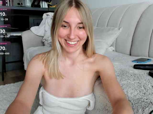 SunnyRina25 webcam