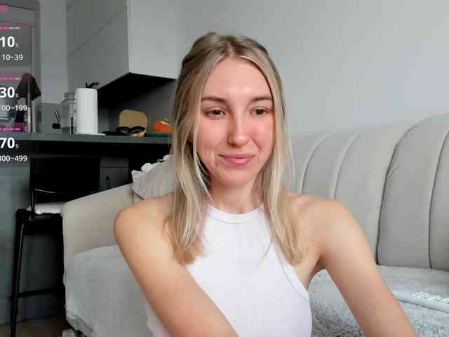 SunnyRina25 webcam