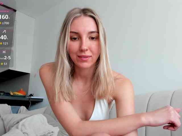 SunnyRina25 webcam
