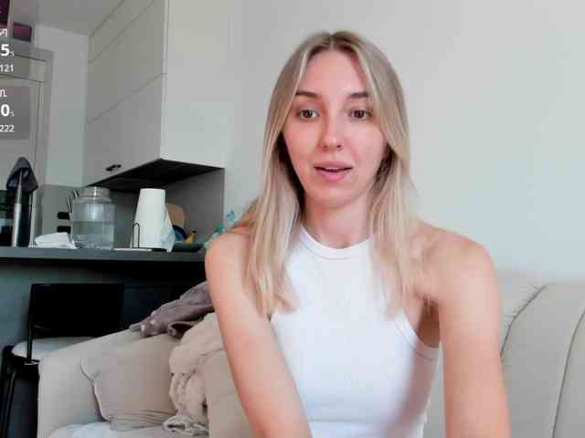 SunnyRina25 webcam