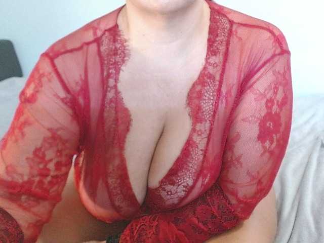 bettyyy live cam on BongaCams
