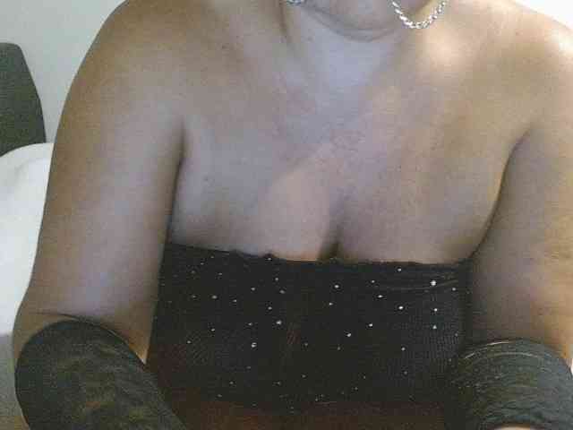 Betty2u webcam