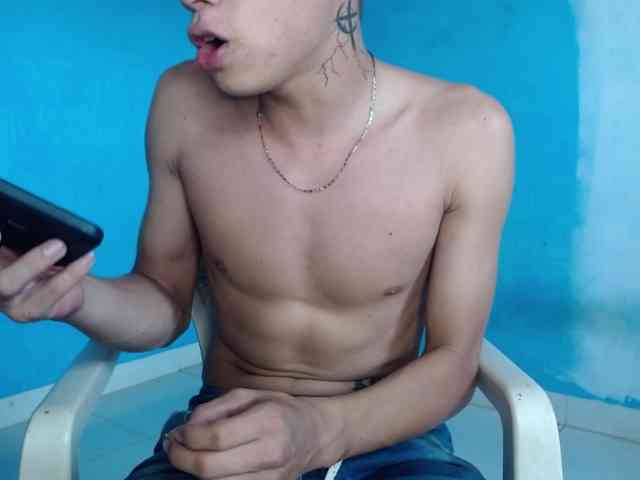 Masterbrave777 Live Webcam on BongaCams