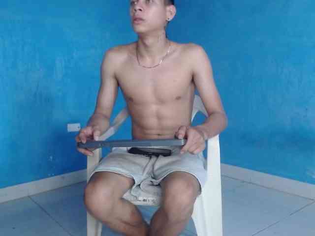 Masterbrave777 Live Webcam on BongaCams