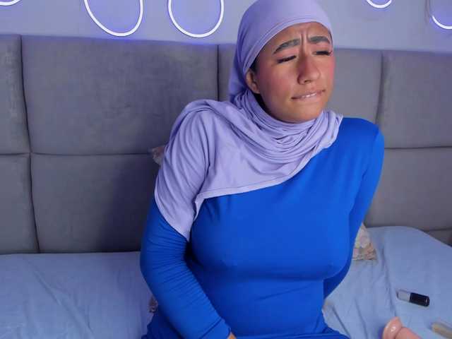 Miaa1 es otra camgirl española por descubrir