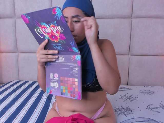 Miaa1 live cam on BongaCams