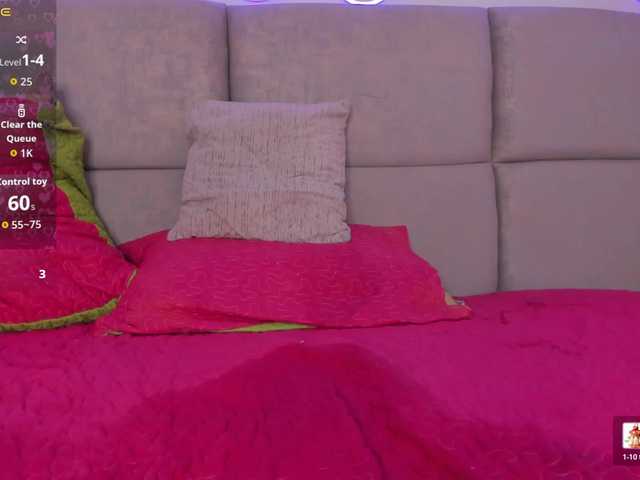 Miaa1 live cam on BongaCams