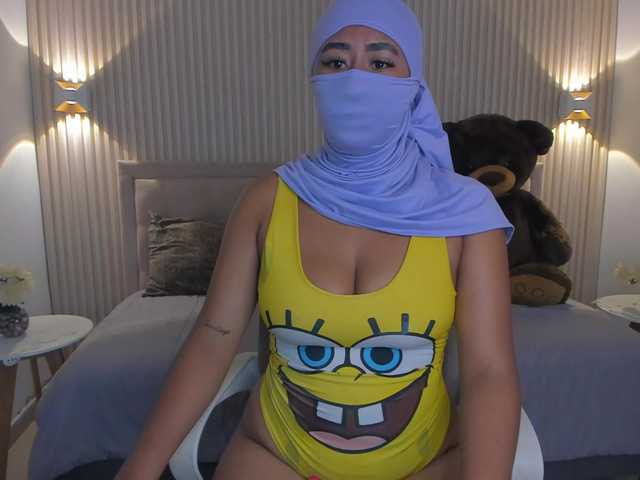 Miaa1 live cam on BongaCams