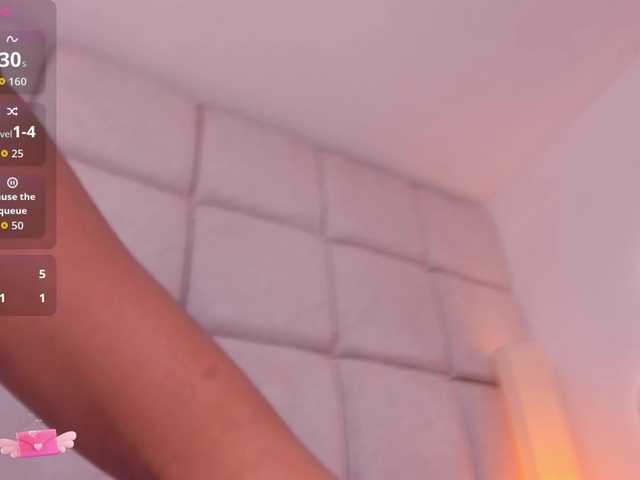 Miaa1 live cam on BongaCams