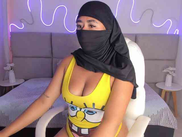 Miaa1 Live Webcam on BongaCams