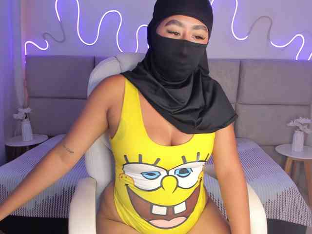 Miaa1 Live Webcam on BongaCams