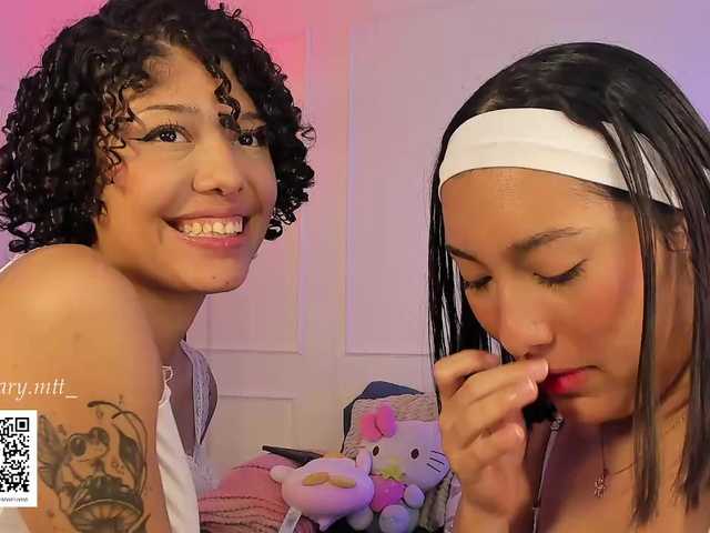 xsweetgirlsx live cam on BongaCams