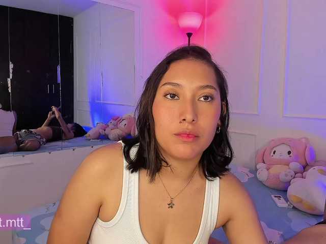 xsweetgirlsx live cam on BongaCams