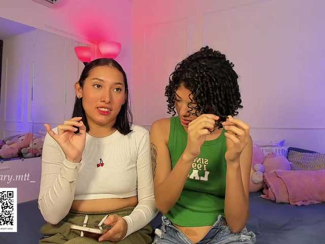 xsweetgirlsx live cam on BongaCams