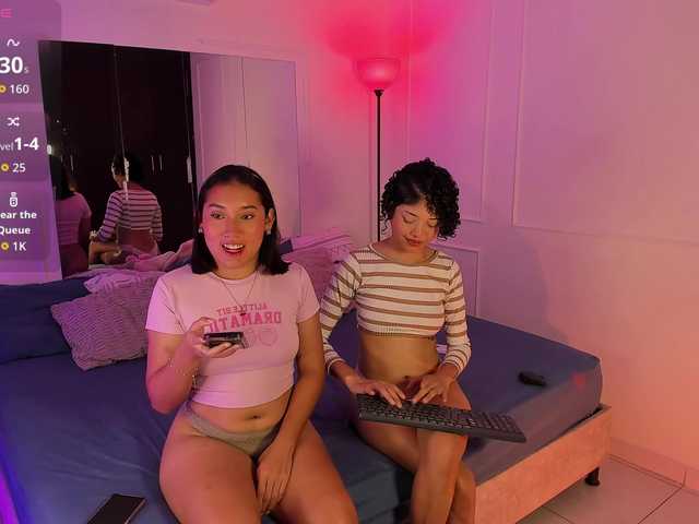 xsweetgirlsx live webcam show