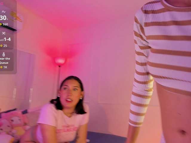xsweetgirlsx live cam on BongaCams
