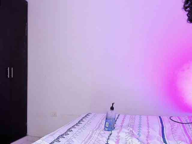 xsweetgirlsx webcam
