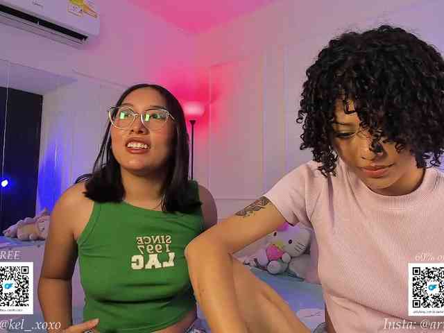 xsweetgirlsx webcam