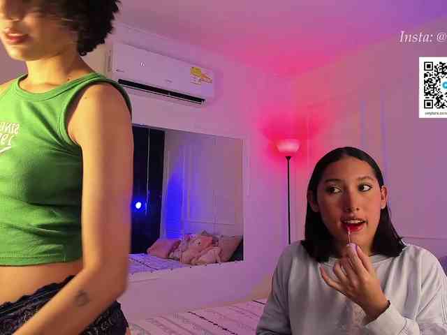 xsweetgirlsx webcam