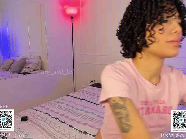 xsweetgirlsx webcam