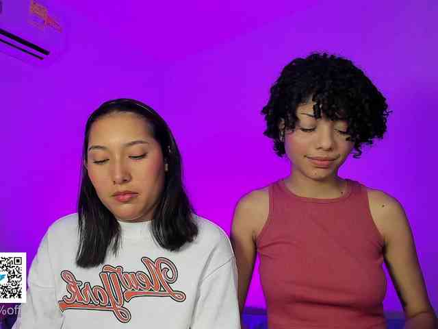 xsweetgirlsx webcam