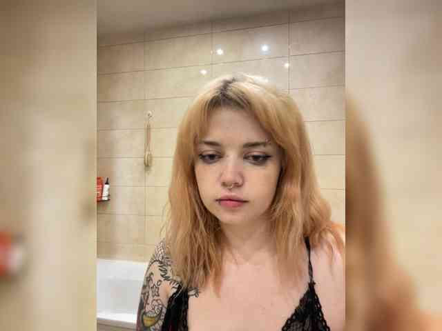 Dirtycute's cam show statistics and live stream