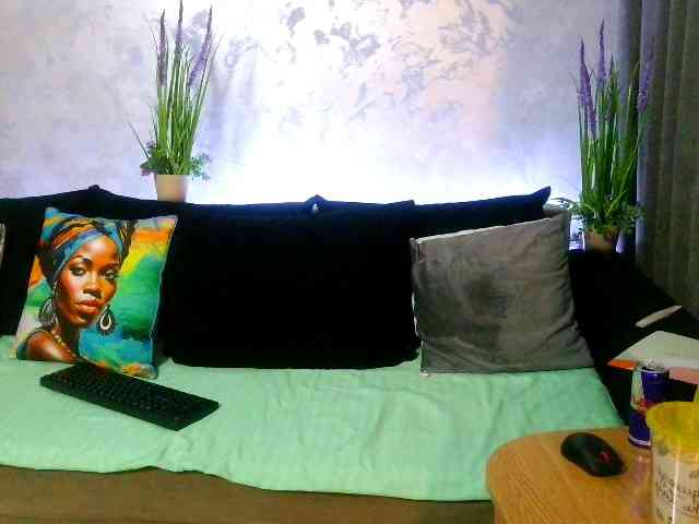 Aahedaysy webcam