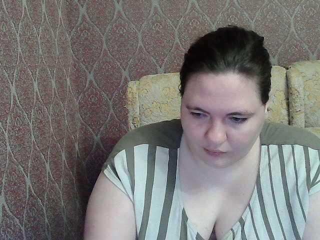le modèle XLisaBlueX est en webcam porno dans un show sur le site bongacams, il possède les tags suivants: White/Caucasian,Brunette,Shaved