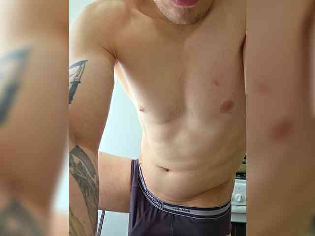 Roman6977769 Sex Cam Show