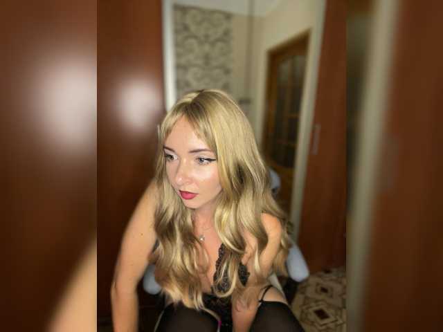 Kristina16-1 live cam on BongaCams