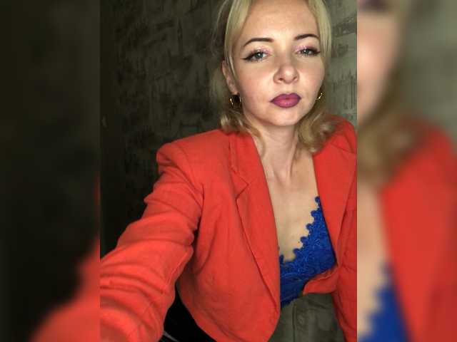 Kristina16-1's BongaCams show and profile