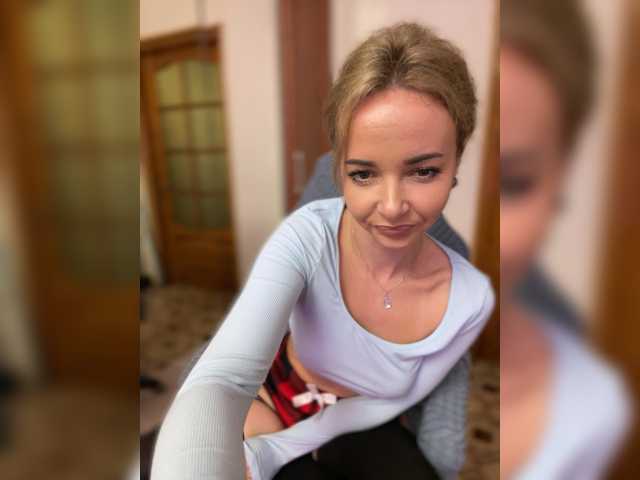 Kristina16-1 live cam on BongaCams