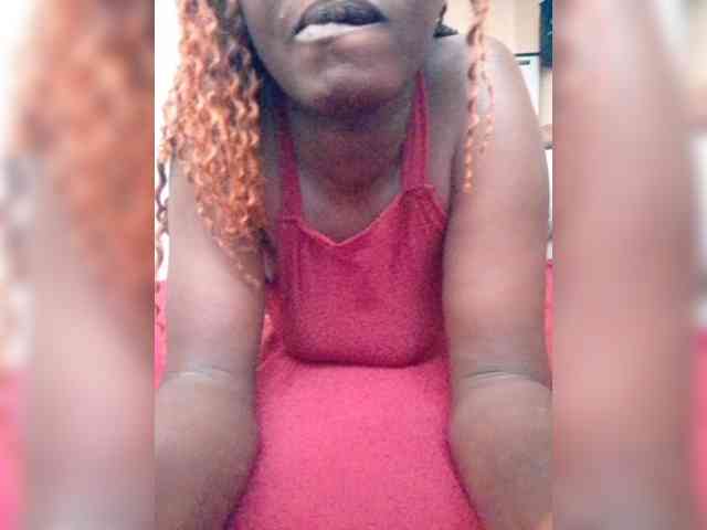 Dollybi1 webcam