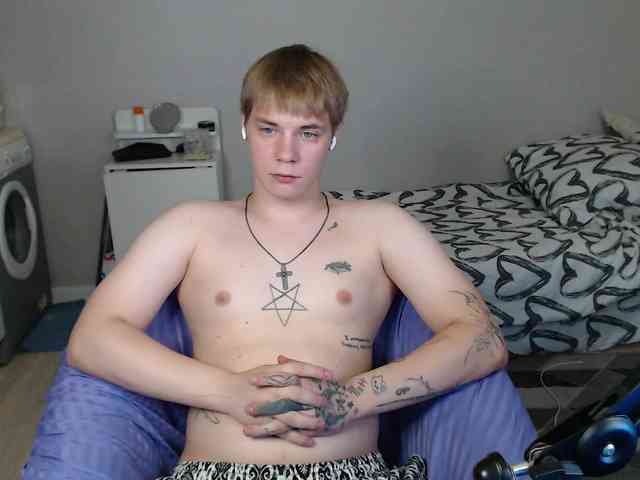 yourlildemon Sex Cam Show