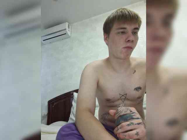 yourlildemon Sex Cam Show