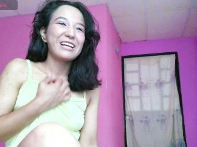 Natzuchoi live cam on BongaCams