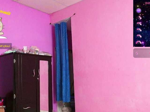 Natzuchoi live cam on BongaCams
