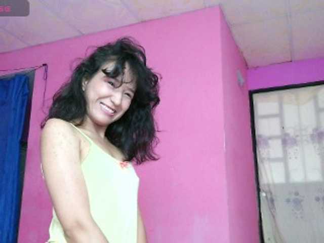 Natzuchoi live cam on BongaCams