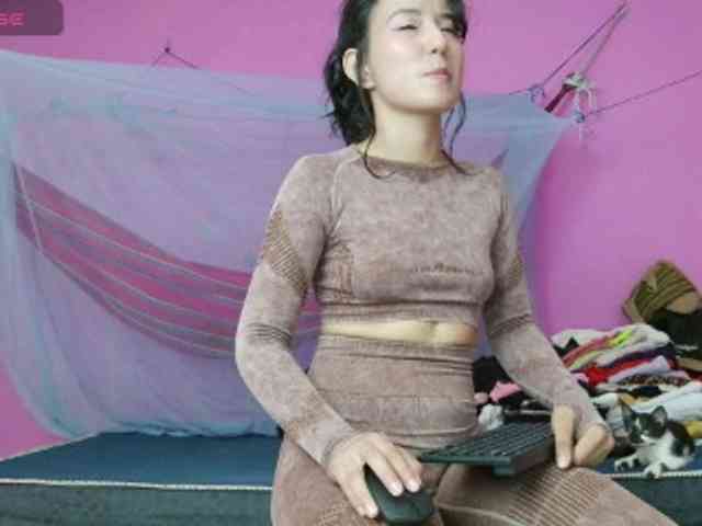 Natzuchoi webcam