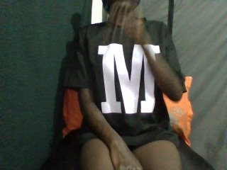 Sky_Sophia's Live Webcam