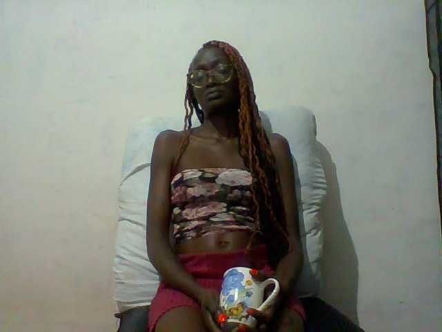 LunaAdut live cam on BongaCams