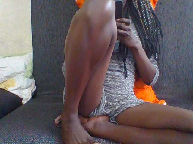 LunaAdut live cam on BongaCams