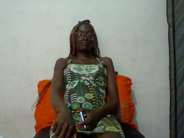 LunaAdut live cam on BongaCams