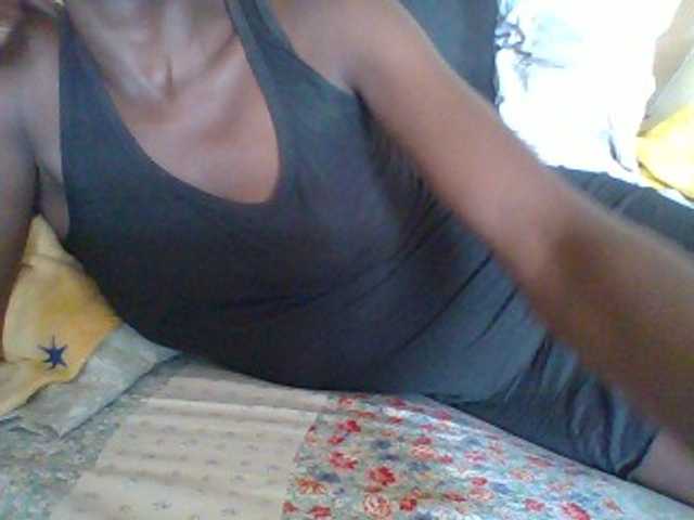 LunaAdut live cam on BongaCams