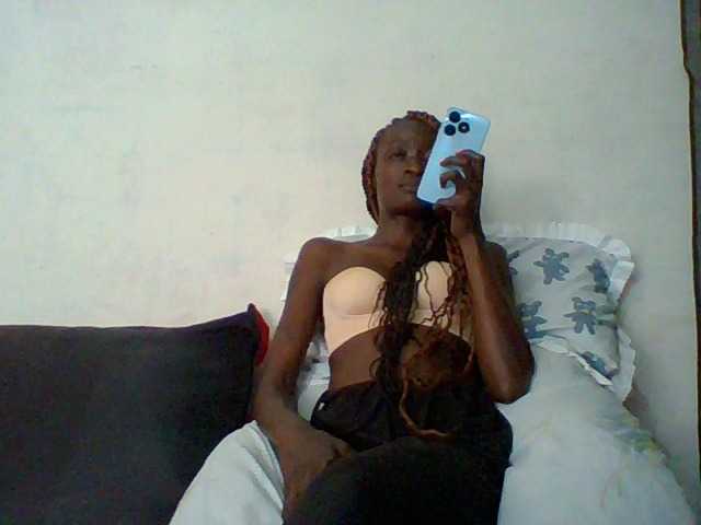 LunaAdut live cam on BongaCams