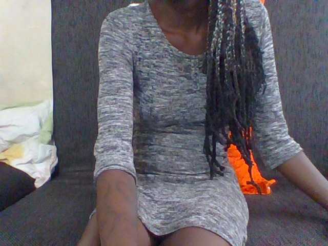 LunaAdut live cam on BongaCams