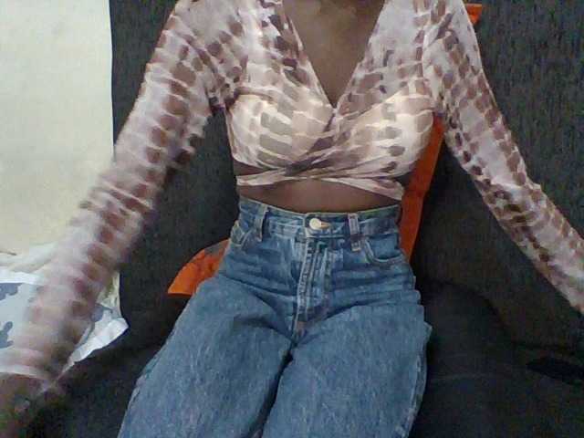 LunaAdut live cam on BongaCams