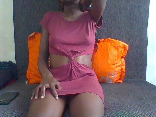 LunaAdut live cam on BongaCams