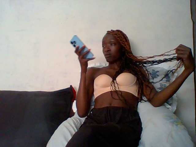 LunaAdut live cam on BongaCams