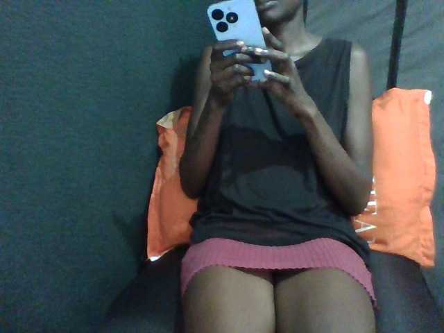 LunaAdut live cam on BongaCams